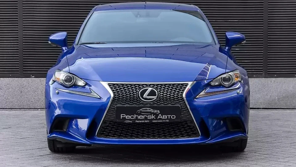 Lexus IS Blue bird 3