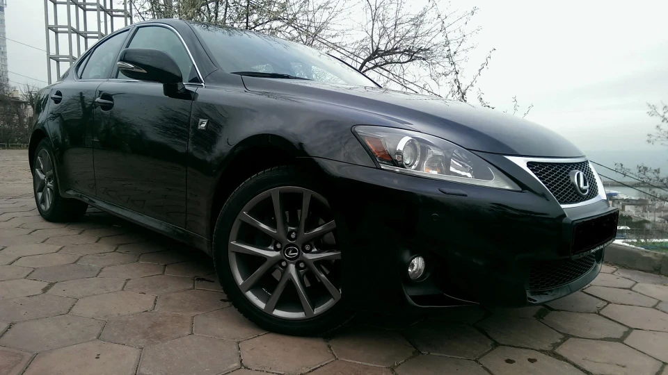 Lexus IS Fast and Black