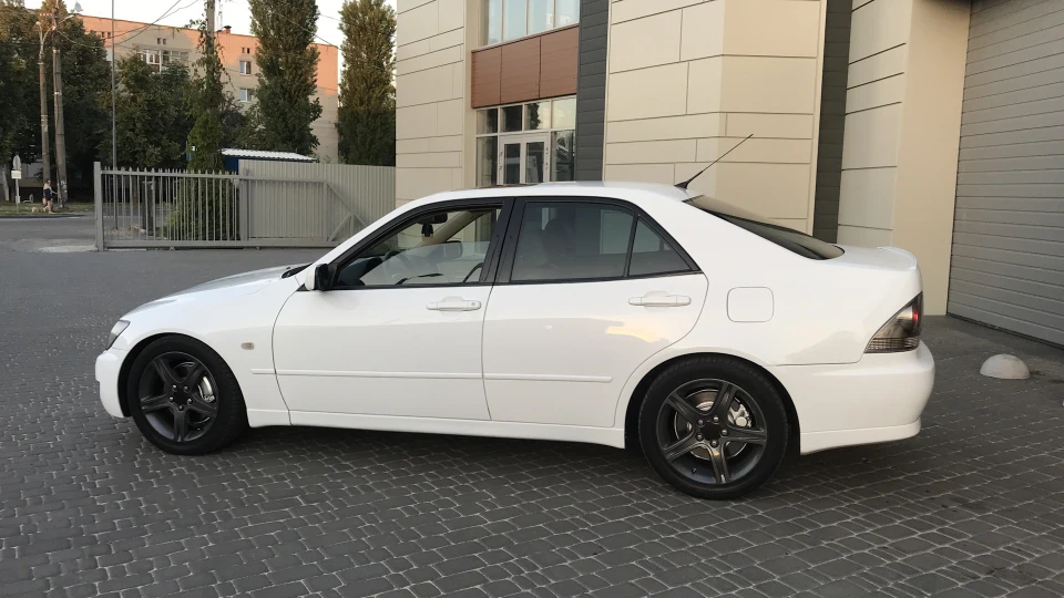 Lexus IS Intelligent sport 300 4