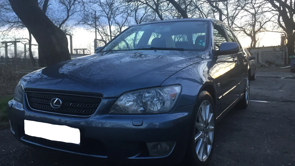 Lexus IS Лексар