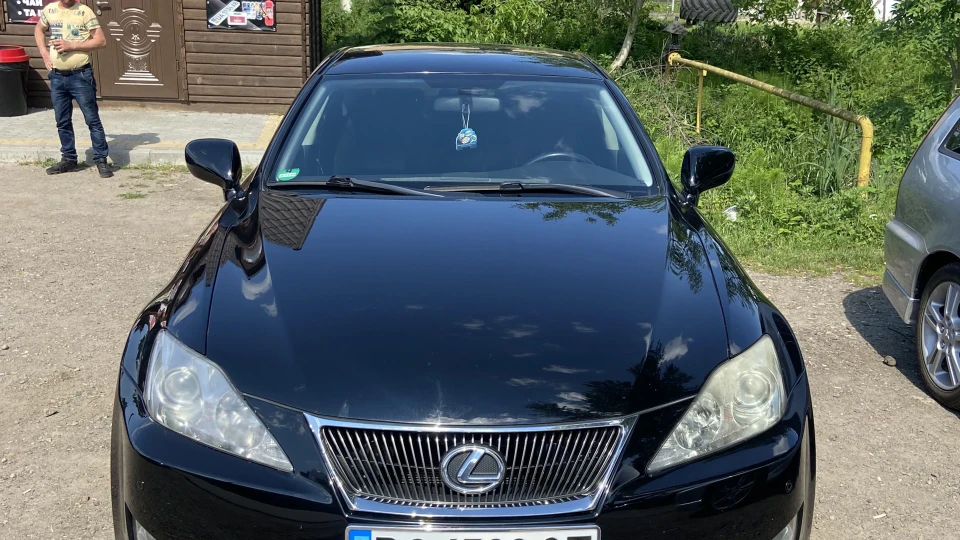 Lexus IS Лесик