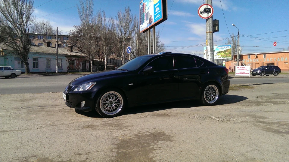 Lexus IS Lex... 4