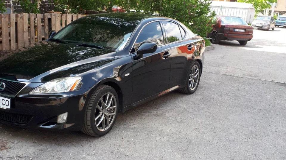 Lexus IS Леха 4