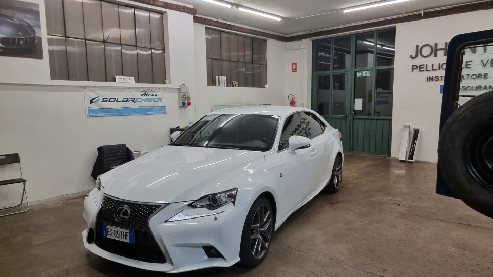 Lexus IS Lexus IS 300h 2