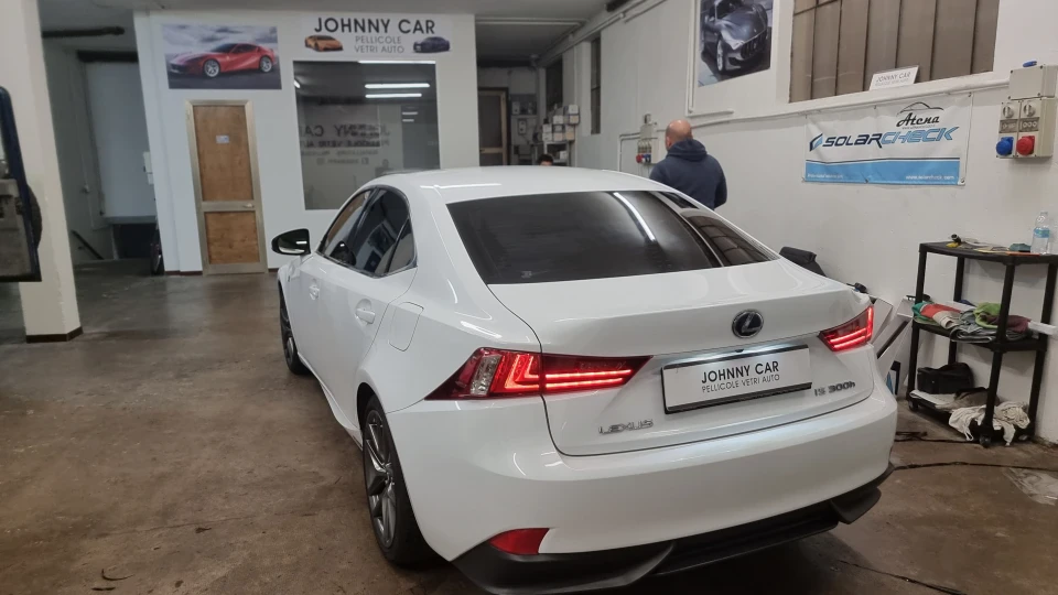 Lexus IS Lexus IS 300h 3