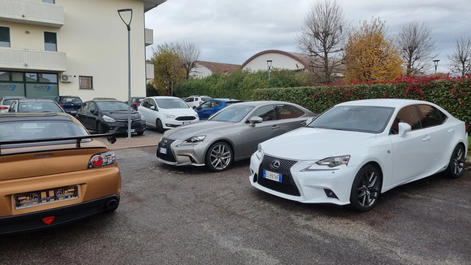 Lexus IS Lexus IS 300h 4