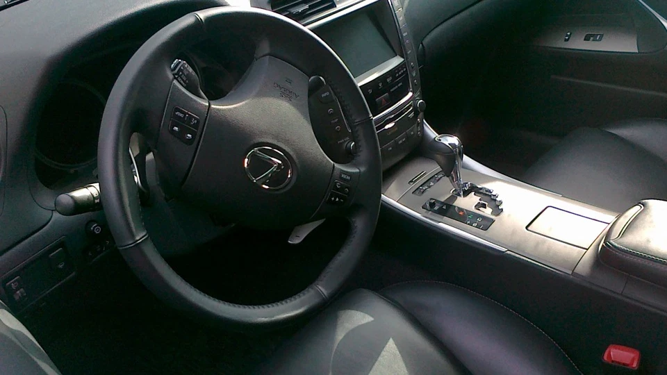 Lexus IS хлопчик-красень 4