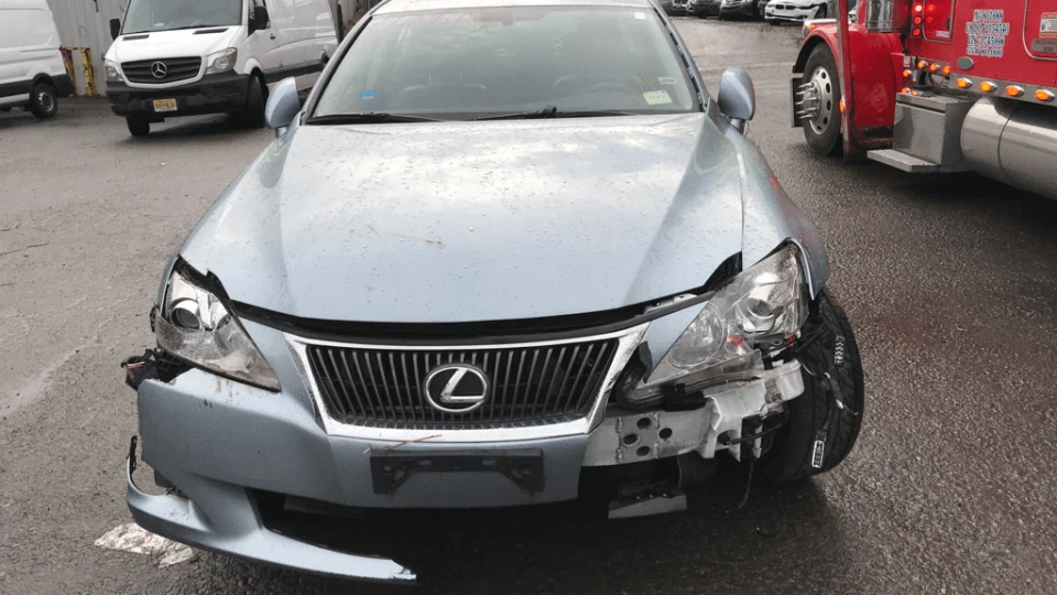 Lexus IS Небесний егоISт 4