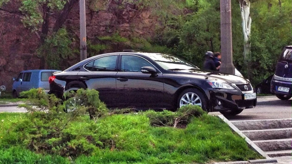 Lexus IS Refined boy 5