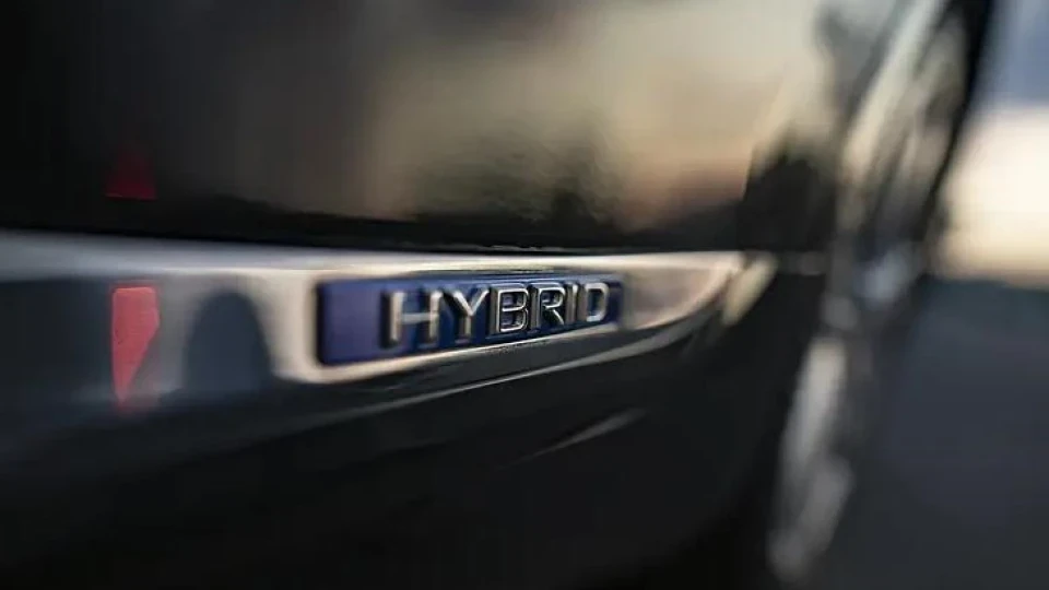 Lexus LS Hybrid 3