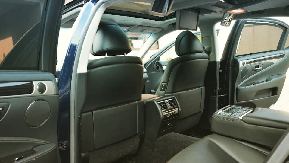 Lexus LS Hybrid [UA] 3
