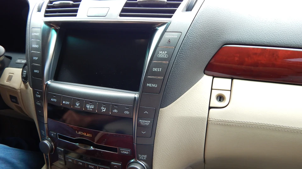 Lexus LS 5