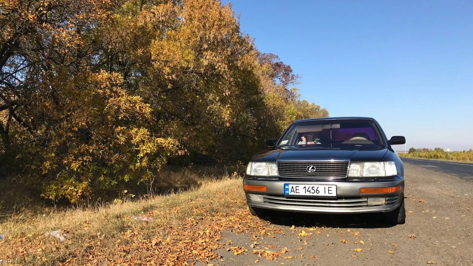 Lexus LS 4