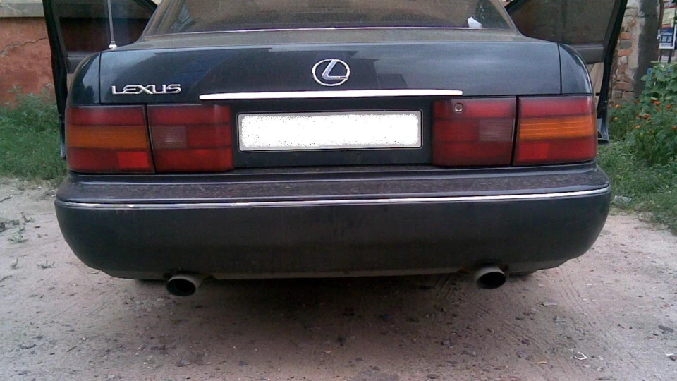 Lexus LS 3
