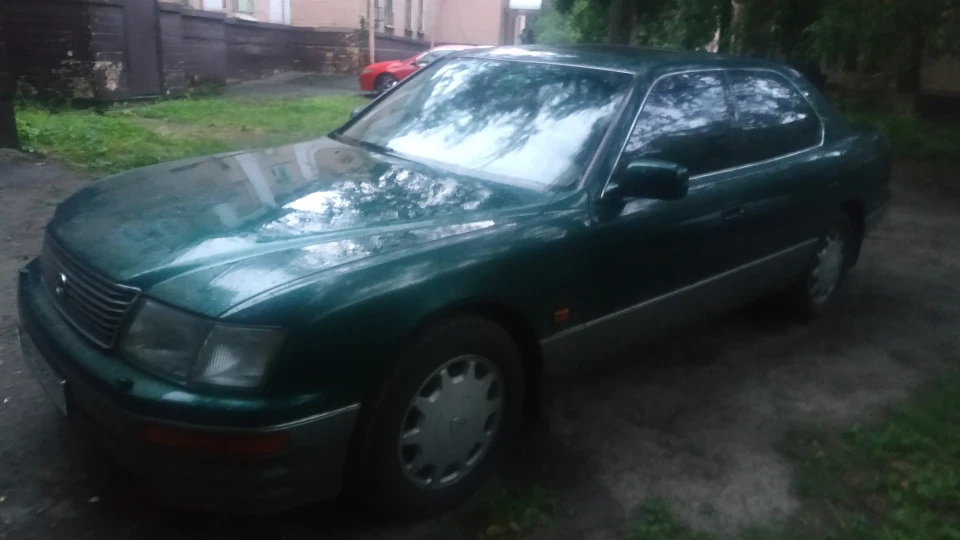 Lexus LS 2