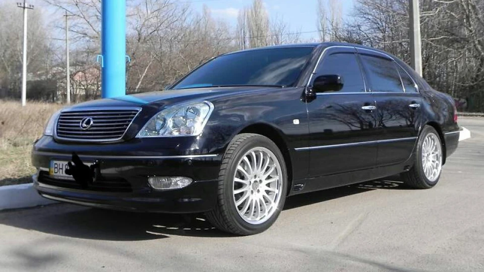 Lexus LS 2