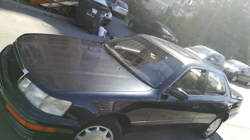 Lexus LS