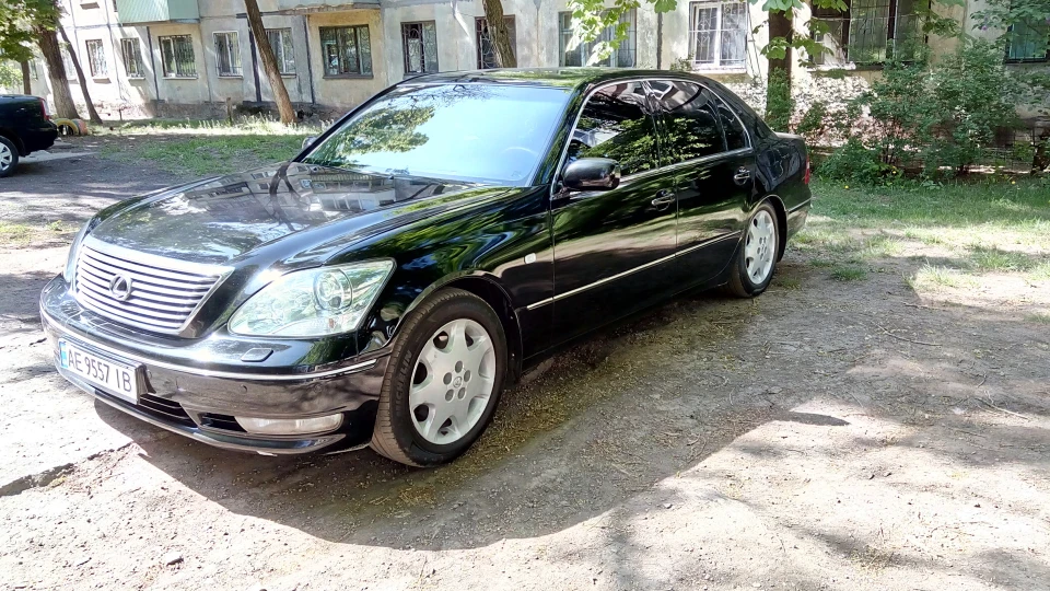 Lexus LS 430
