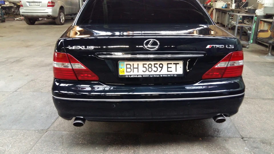 Lexus LS 430 2