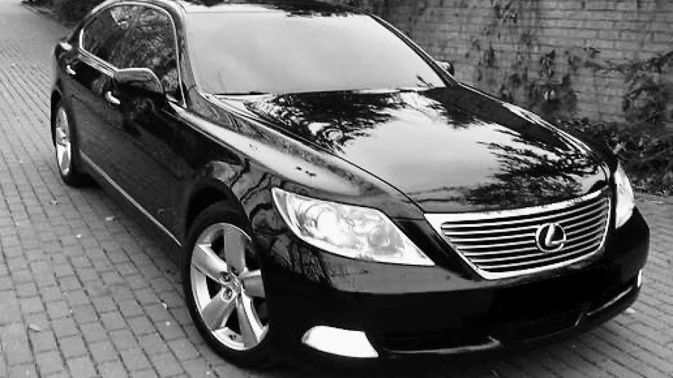 Lexus LS 460 Long Снин 2