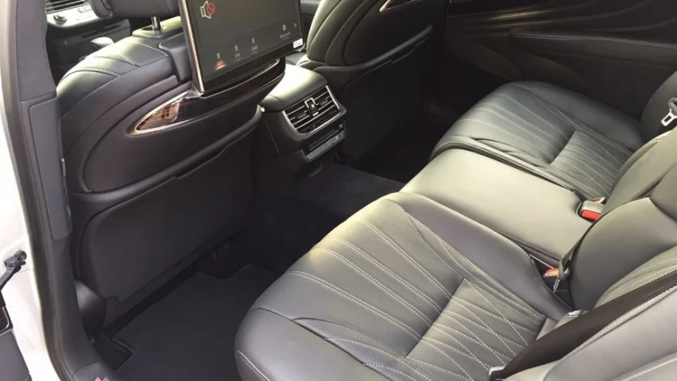 Lexus LS 500h 4