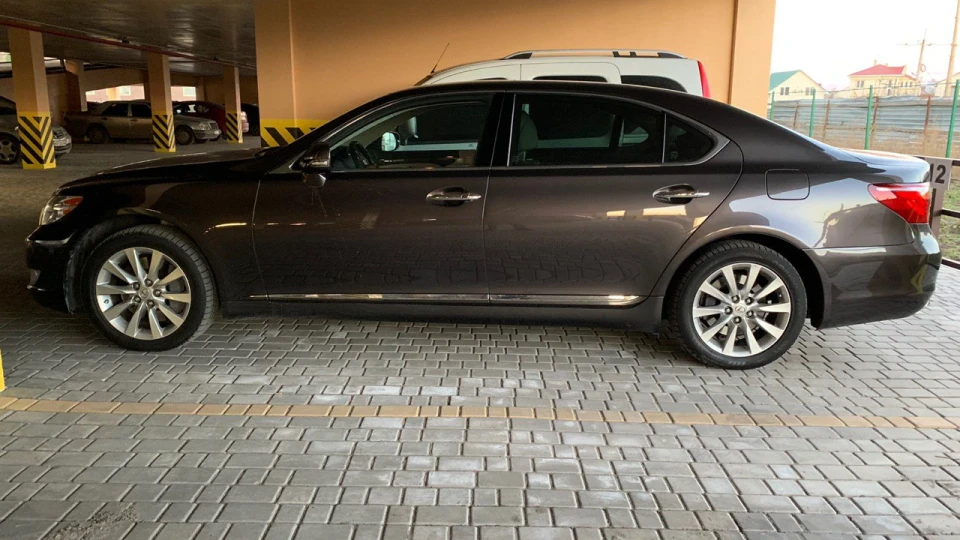 Lexus LS AWD МРІЯ 2