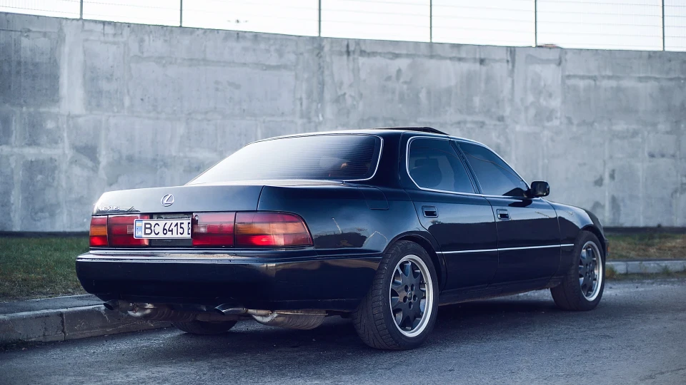 Lexus LS Гангстер 4
