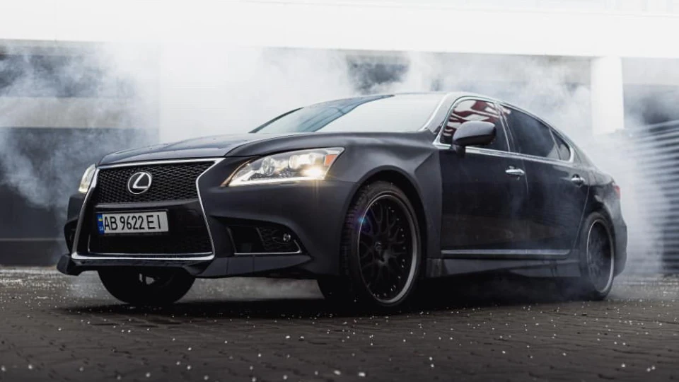 Lexus LS з 2007 у 2015 F-Sport 5