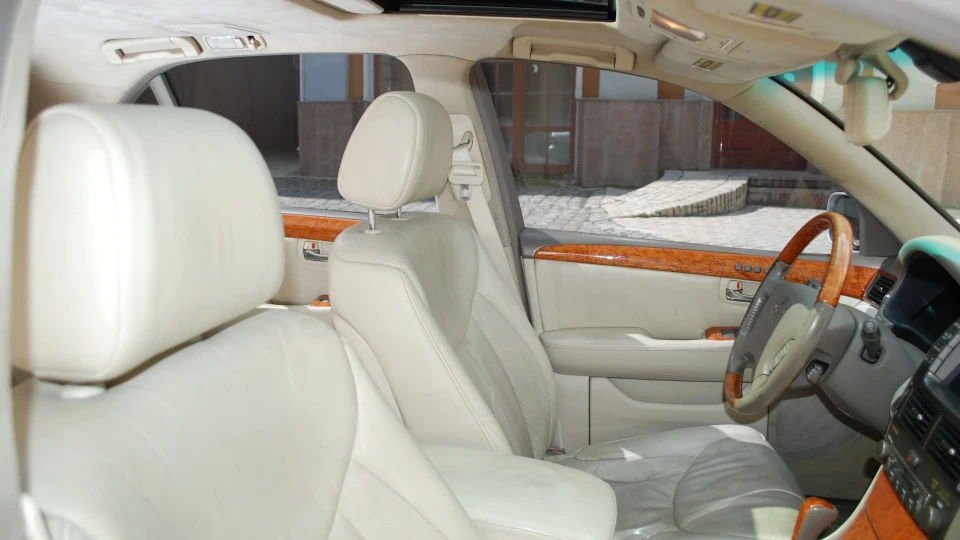 Lexus LS Шкіряний Кабінет 4