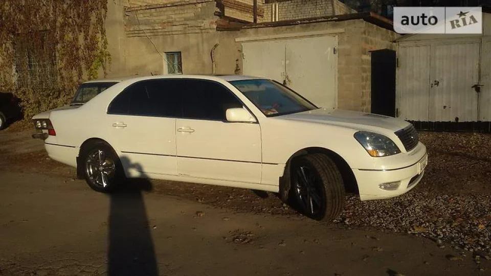 Lexus LS LONG EXCLUSIVE 4