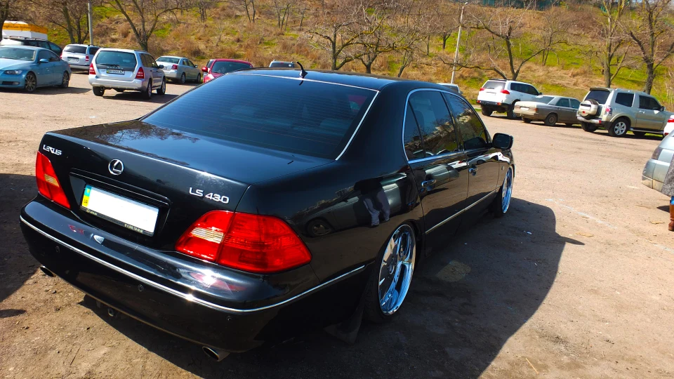 Lexus LS LOW! Custom Air 5