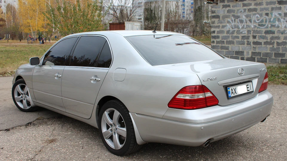 Lexus LS Понтовоз!