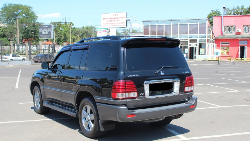 Lexus LX