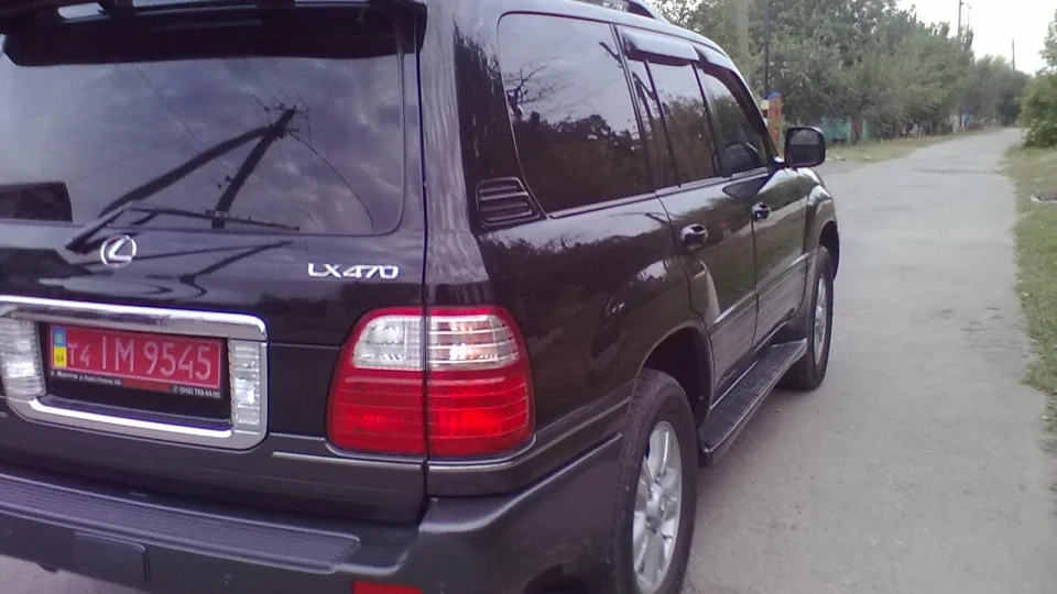 Lexus LX 4