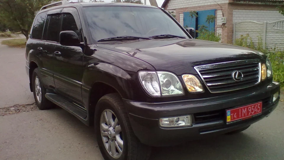 Lexus LX 5