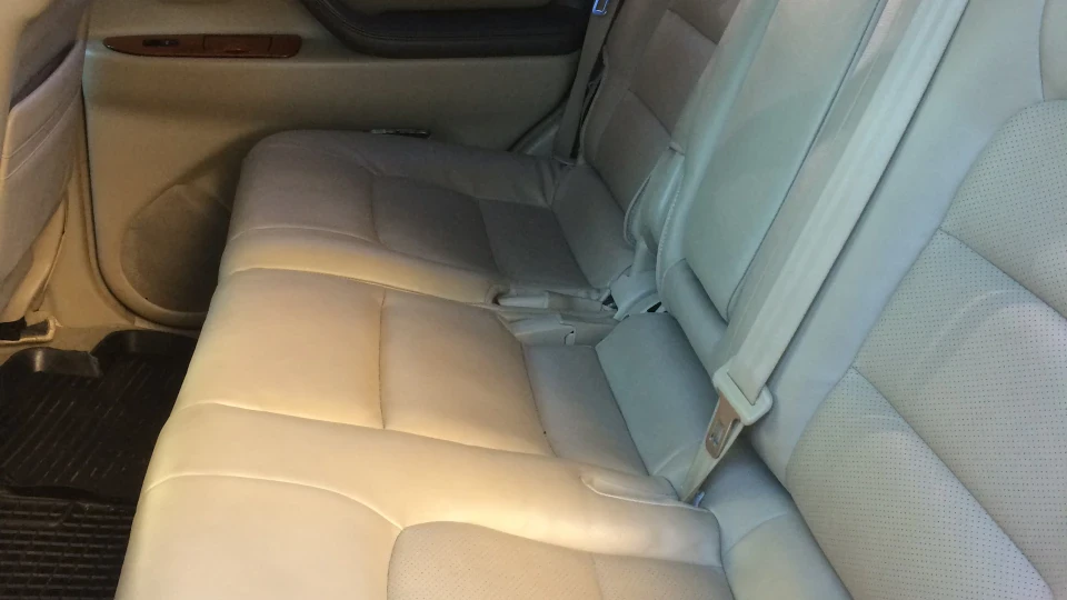 Lexus LX 2