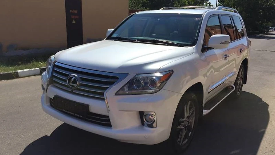 Lexus LX