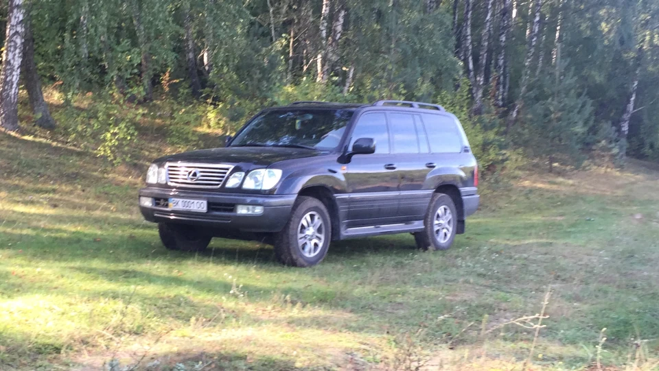 Lexus LX