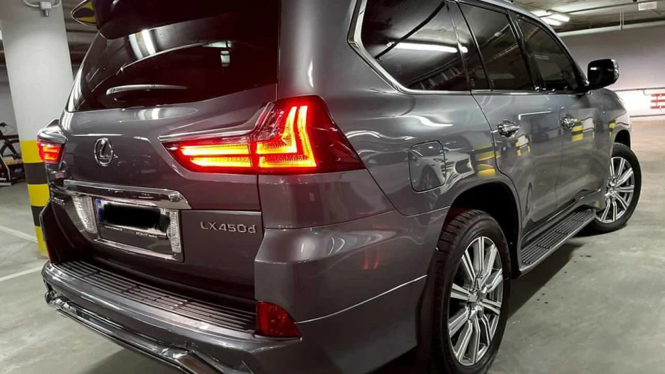 Lexus LX 450d 4