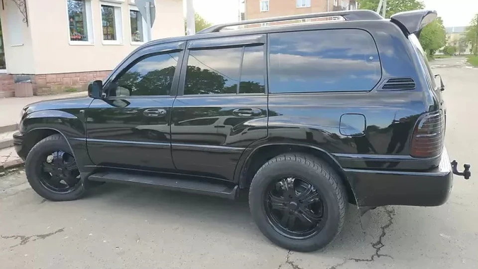 Lexus LX 4.7 V8 2
