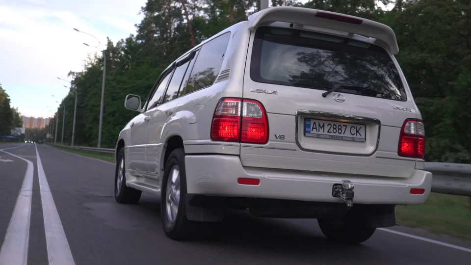Lexus LX 470 Білуга 2