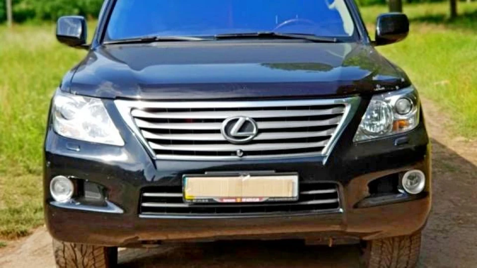 Lexus LX 570 2