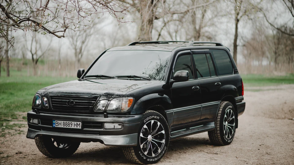 Lexus LX БІГИ