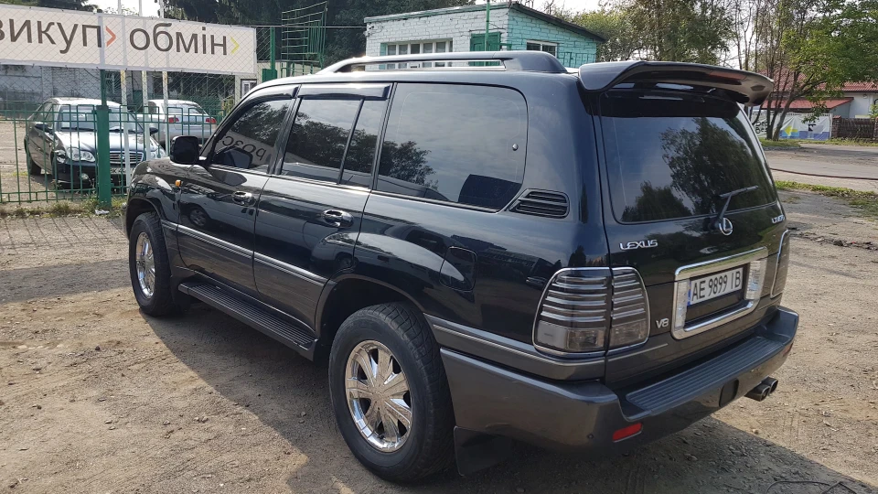 Lexus LX Корабель 4