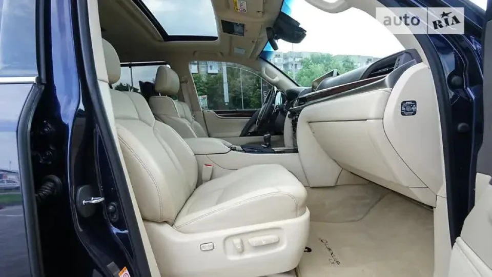 Lexus LX LX570 4