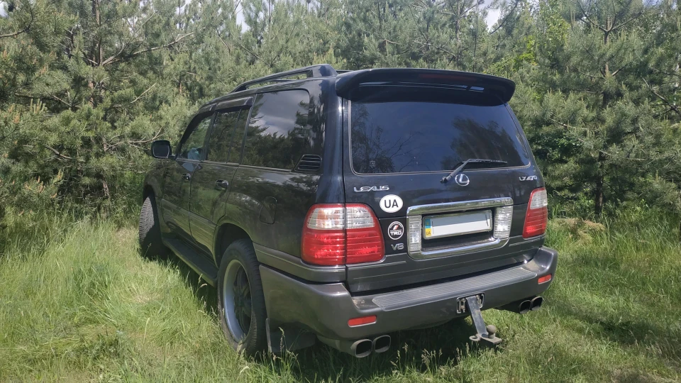 Lexus LX TRD 3