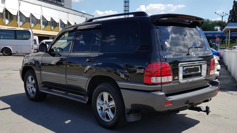 Lexus LX Yacht