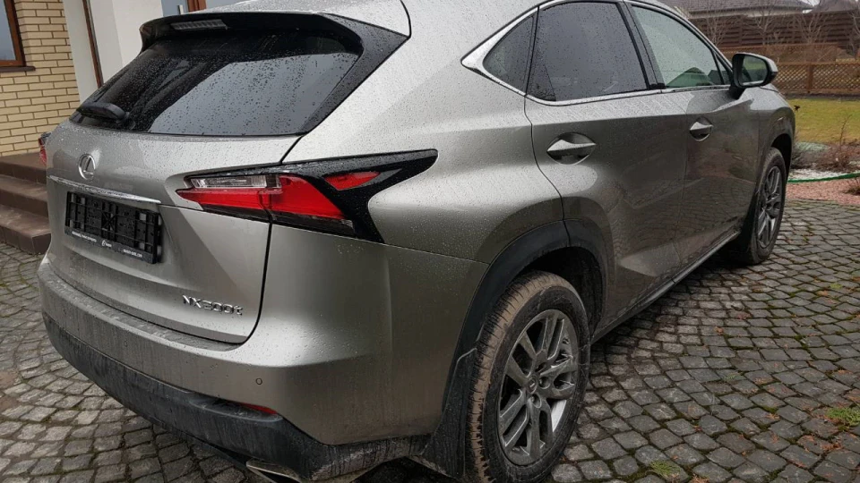 Lexus NX 2.0 турбо 2