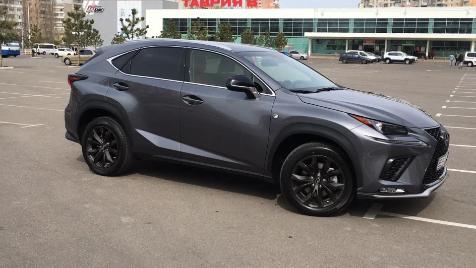 Lexus NX F-Sport