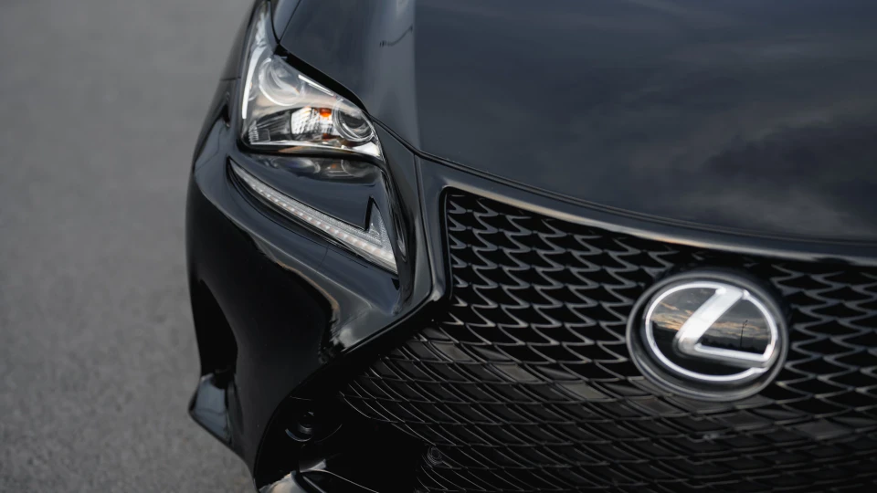 Lexus RC F-Sport 2